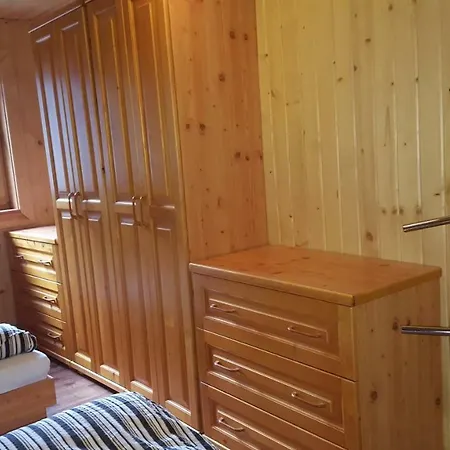Zrub Magurka Lodge Partizanska lupca